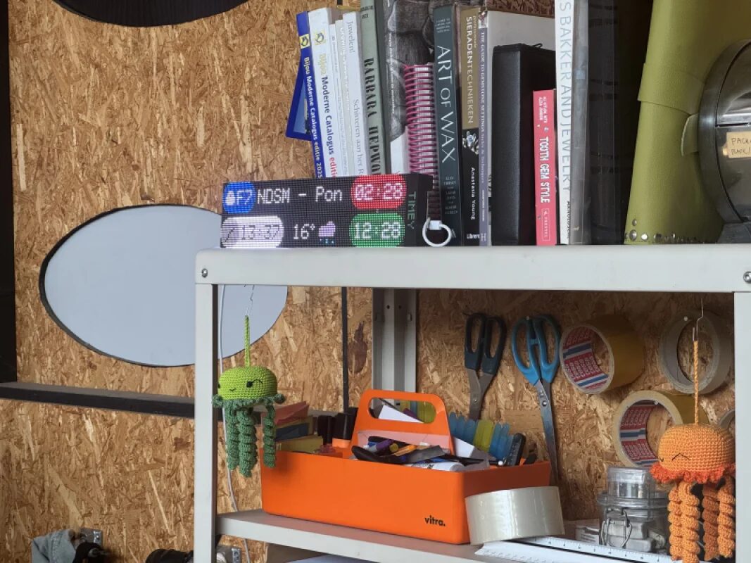 Timey XL in een atelier